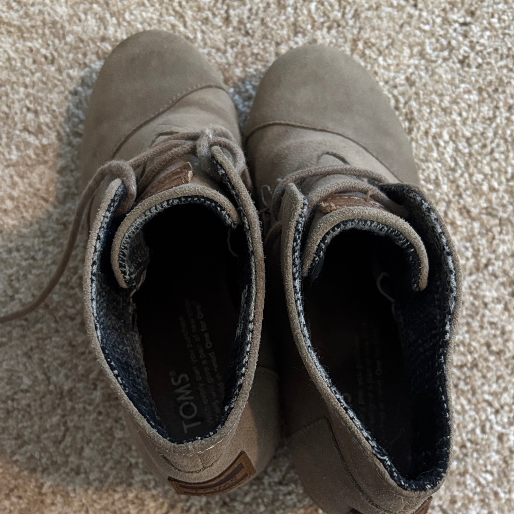 TOMS Taupe Suede Lace-Up Ankle Boots